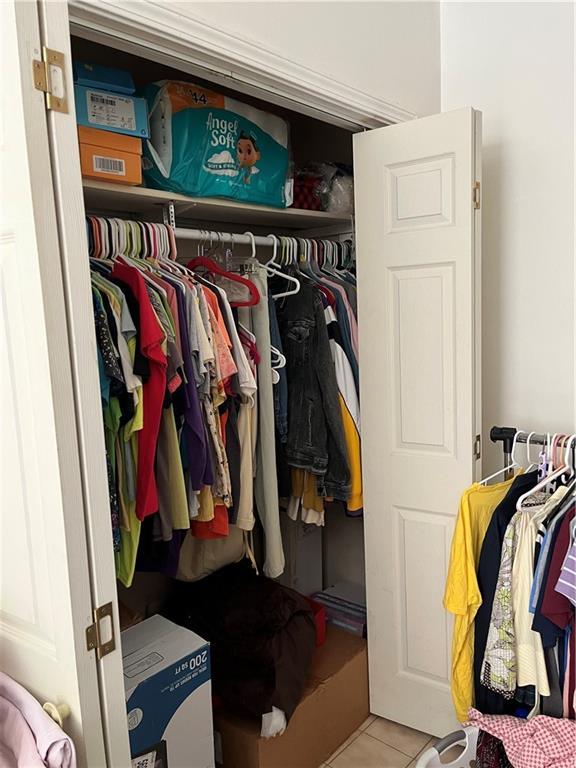 242830 A P Tureaud Ave, New Orleans, LA 70119 - view of closet