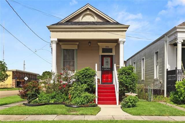 800 Franklin Ave, Gretna, LA 70053 - view of shotgun-style home