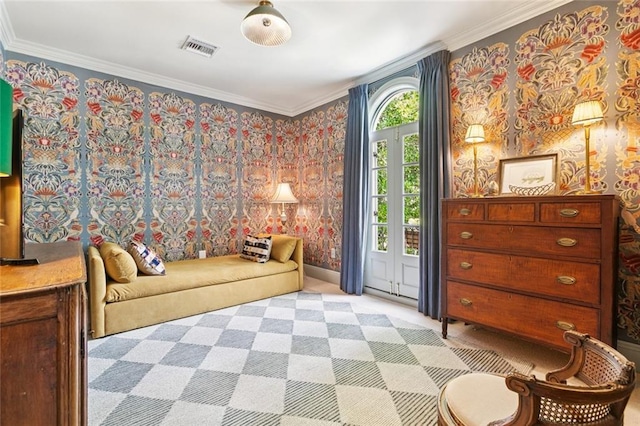 502 Hector Ave, Metairie, LA 70005 - living area featuring ornamental molding and wallpapered walls