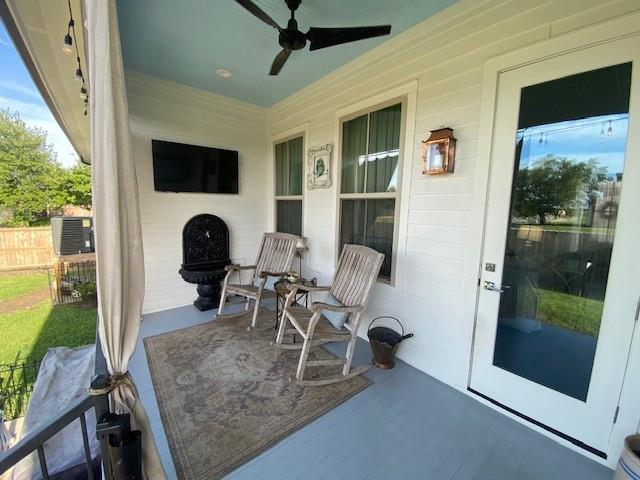 8429 Prince Dr, Chalmette, LA 70043 - photo 14