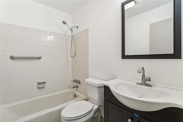 32 S Court Villa Dr Unit 32, Mandeville, LA 70471 - bathroom with vanity and bathing tub / shower combination