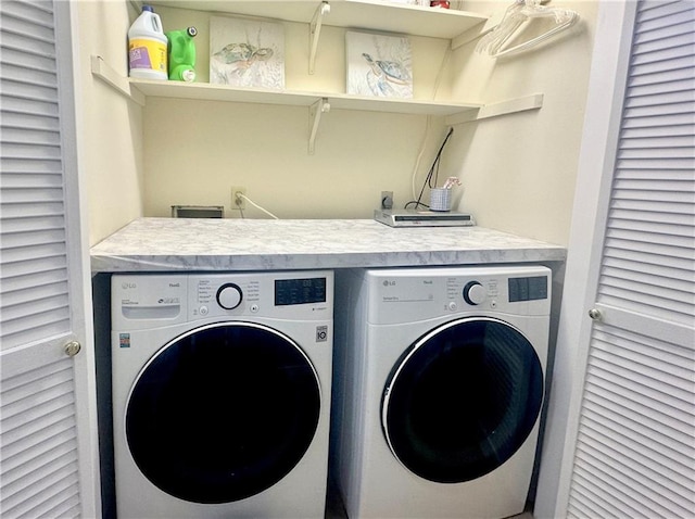 4908 David Dr, Kenner, LA 70065 - laundry room with washer and dryer