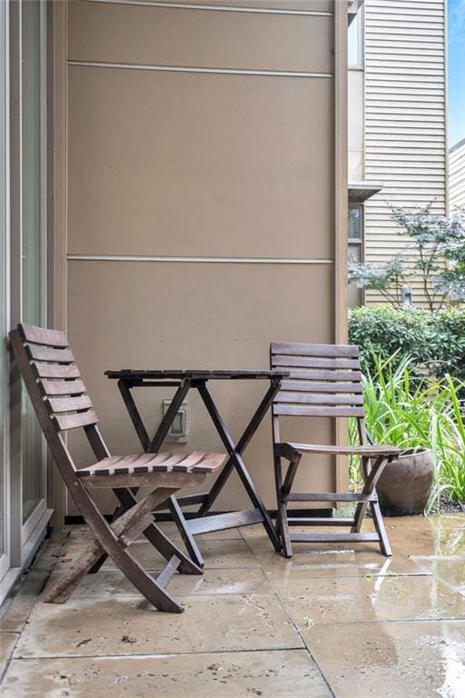 5940 Magazine St Unit 102, New Orleans, LA 70115 - view of balcony