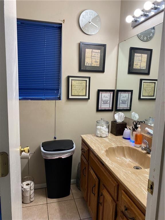 208 Amapola Cir, Terrytown, LA 70056 - bathroom with tile patterned flooring and vanity
