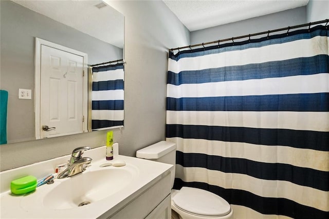 3109 Bayou View Pl, Slidell, LA 70458 - bathroom featuring vanity and a shower with curtain