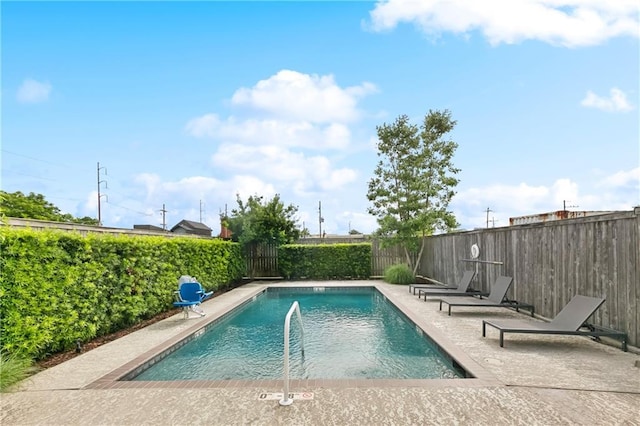 2100 Saint Thomas St Unit 202, New Orleans, LA 70130 - view of pool featuring a fenced backyard and a patio area