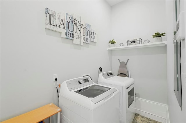 251 Oakmont Dr, New Orleans, LA 70128 - laundry area featuring independent washer and dryer and baseboards