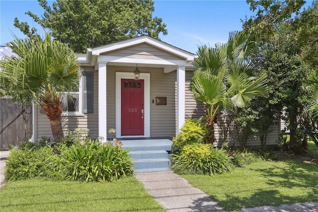 528 Carrollton Ave, Metairie, LA 70005 - view of front of house featuring a front lawn