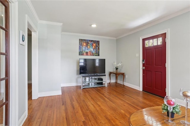528 Carrollton Ave, Metairie, LA 70005 - entryway with wood finished floors and crown molding