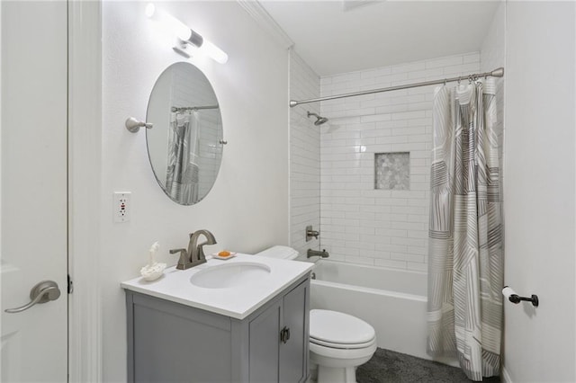 528 Carrollton Ave, Metairie, LA 70005 - full bathroom featuring vanity and shower / bath combo with shower curtain