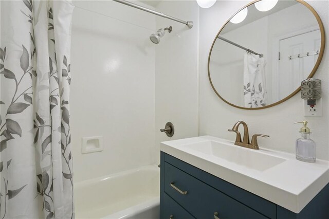 528 Carrollton Ave, Metairie, LA 70005 - bathroom featuring vanity and shower / tub combo
