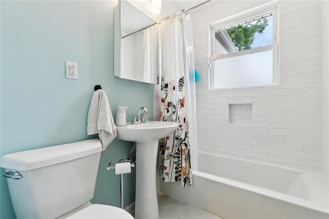 541 Gelpi Ave, Jefferson, LA 70121 - full bath featuring toilet and shower / tub combo