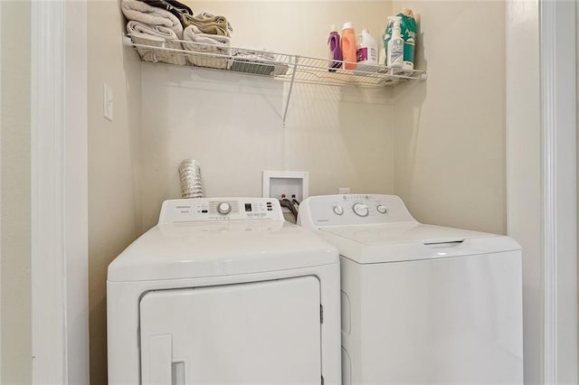 128 Marilyn Dr, Slidell, LA 70461 - washroom featuring washer and clothes dryer