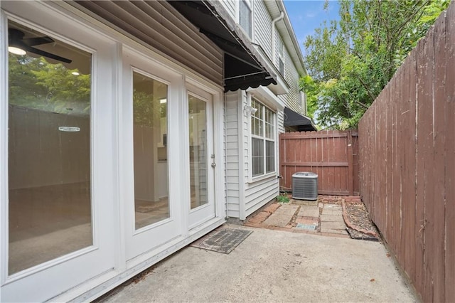 505 Rose St, Metairie, LA 70005 - view of patio / terrace