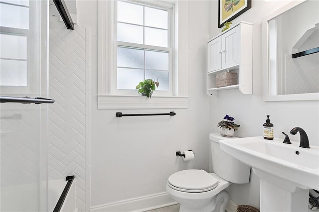 3116 Beaulieu St, Metairie, LA 70001 - full bath featuring toilet and baseboards