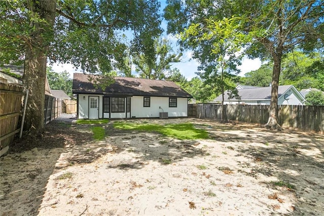 2306 Bluebird St, Slidell, LA 70460 - back of property with a fenced backyard