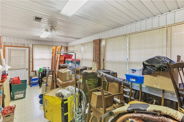 2820 Metairie Ct, Metairie, LA 70002 - garage with a ceiling fan