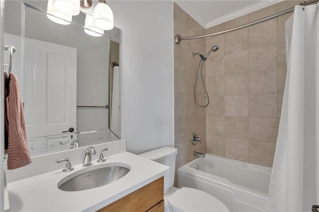 920 Poeyfarre St Unit Ph18, New Orleans, LA 70130 - full bathroom with vanity, crown molding, and shower / tub combo with curtain