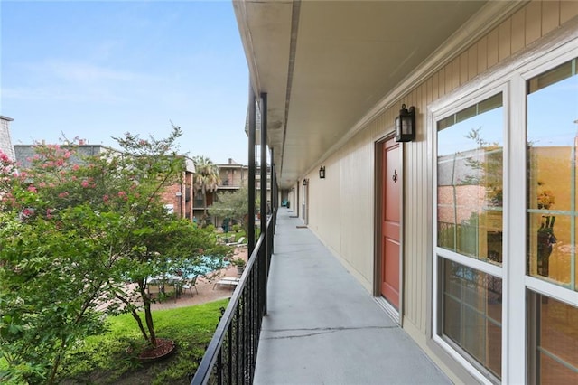 2521 Metairie Lawn Dr Unit 214, Metairie, LA 70002 - view of balcony