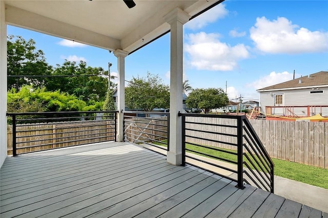 5502 Wilton Dr, New Orleans, LA 70122 - view of deck