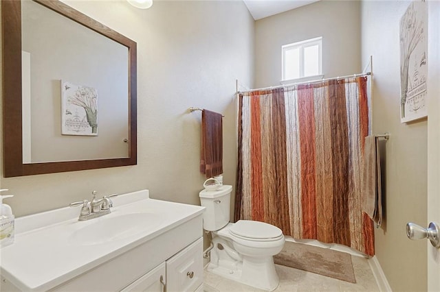 215 N Rendon St, New Orleans, LA 70119 - full bath featuring vanity and tile patterned floors