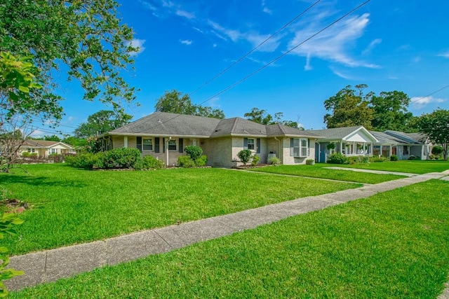 42 Hennessey Ct, River Ridge, LA 70123 - ranch-style home featuring a front lawn