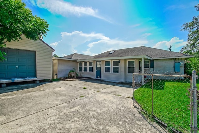 42 Hennessey Ct, River Ridge, LA 70123 - single story home featuring driveway, a garage, and a shingled roof