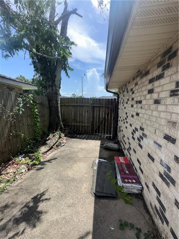 2012 S Sugar Ridge Rd, La Place, LA 70068 - view of patio