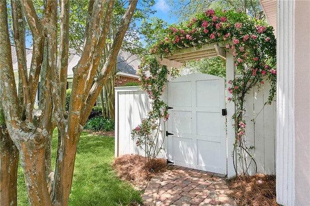 104 Acadian Ln, Mandeville, LA 70471 - view of shed