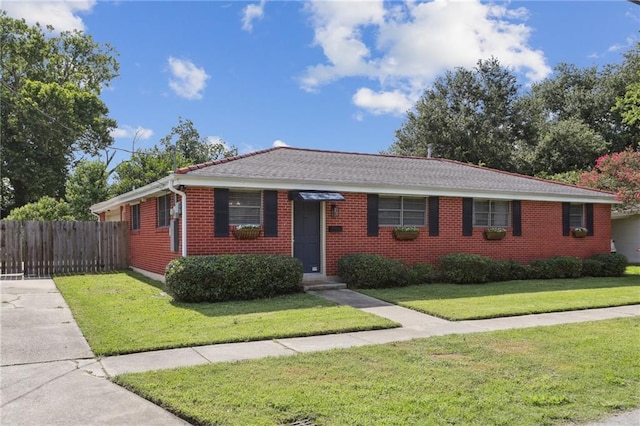 920 Hesper Ave, Metairie, LA 70005 - single story home featuring brick siding