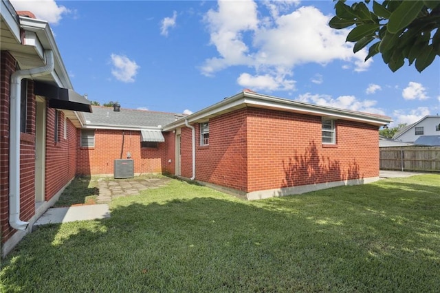 920 Hesper Ave, Metairie, LA 70005 - view of property exterior with brick siding