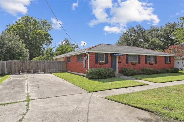 920 Hesper Ave, Metairie, LA 70005 - single story home with brick siding and concrete driveway
