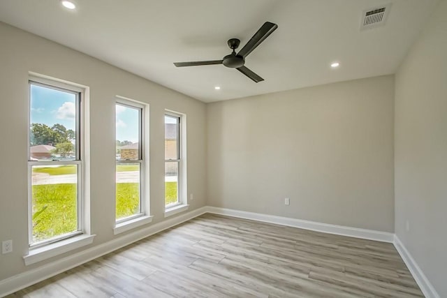 217 Chess Dr, Slidell, LA 70458 - unfurnished room featuring ceiling fan, light wood finished floors, and recessed lighting