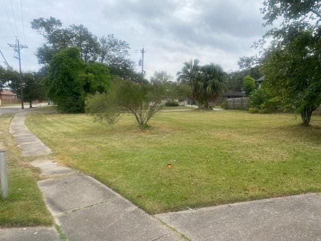 4568 Camelot Dr, New Orleans, LA 70127
