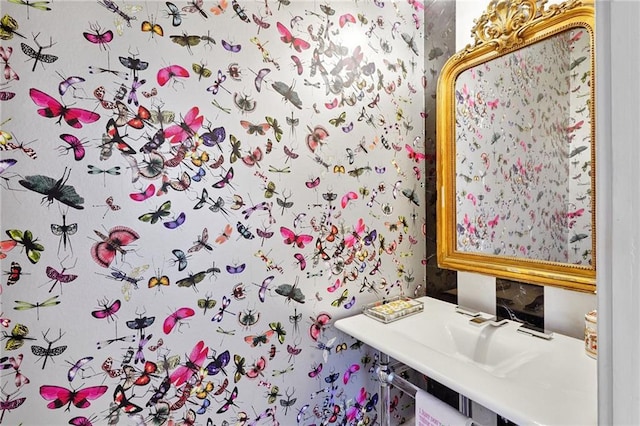 1455 Moss St, New Orleans, LA 70119 - view of bathroom