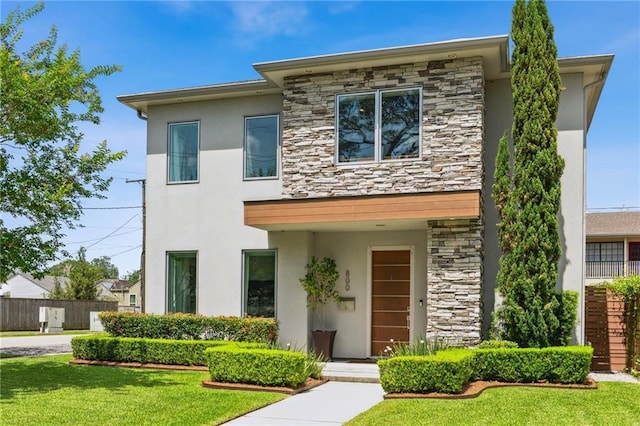 800 Ridgelake Dr, Metairie, LA 70001 - view of front of property featuring stone siding and stucco siding
