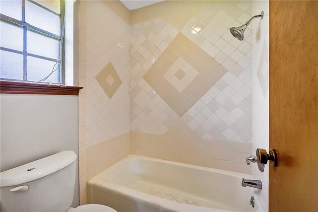 905 Rue Rochelle, Slidell, LA 70458 - bathroom with healthy amount of natural light and  shower combination