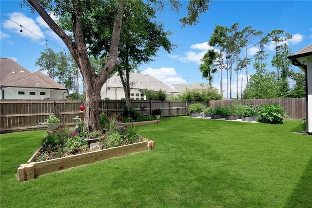 225 Chateau Papillon, Mandeville, LA 70471 - fenced backyard with a garden