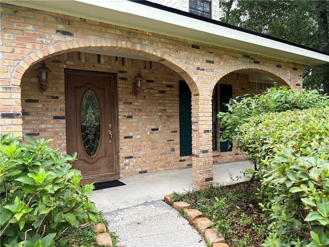 101 E Queensbury Dr, Slidell, LA 70461 - doorway to property featuring brick siding