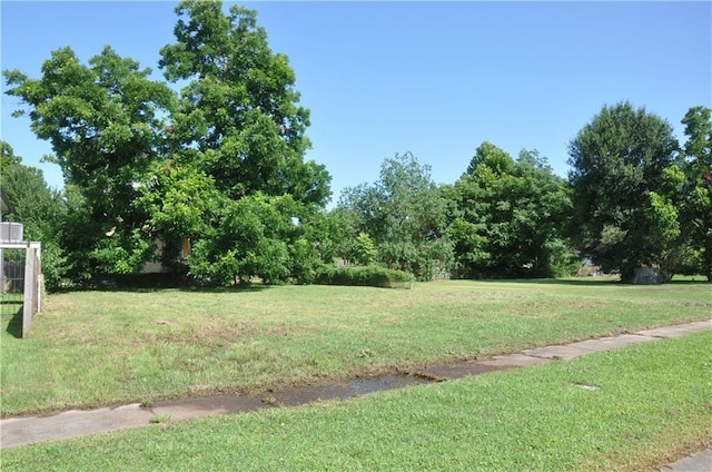 51 Old Hickory St, Chalmette, LA 70043