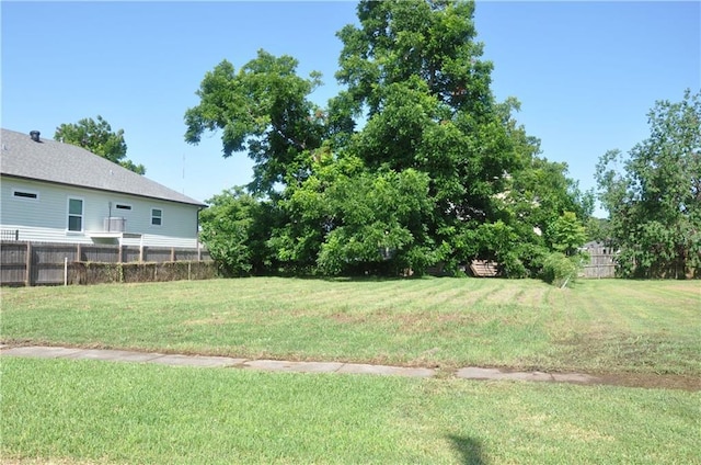 51 Old Hickory St, Chalmette, LA 70043