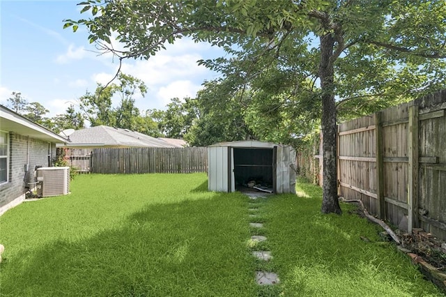 4046 Riviera Dr, Slidell, LA 70458 - fenced backyard featuring a storage shed
