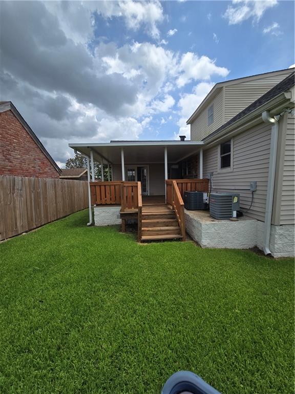 11611 N Adams Ct, New Orleans, LA 70128 - photo 19