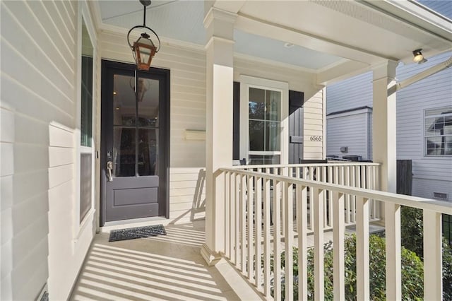 6565 Canal Blvd, New Orleans, LA 70124 - doorway to property with a porch