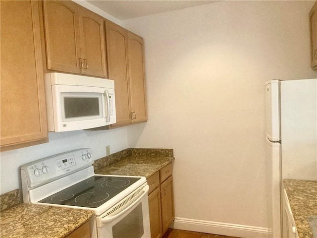 704 General Pershing St Unit 704, New Orleans, LA 70115 - kitchen featuring white appliances