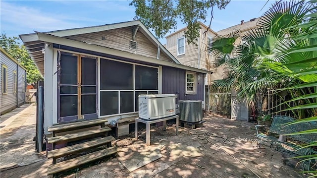 807 Spain St, New Orleans, LA 70117 - photo 17