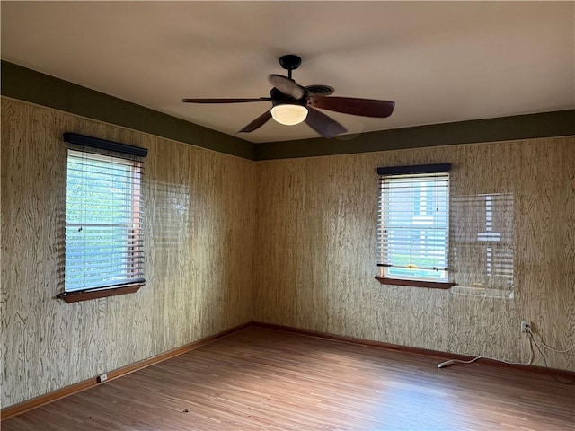 490 Lions St, Jefferson, LA 70121 - unfurnished room with wood finished floors and ceiling fan