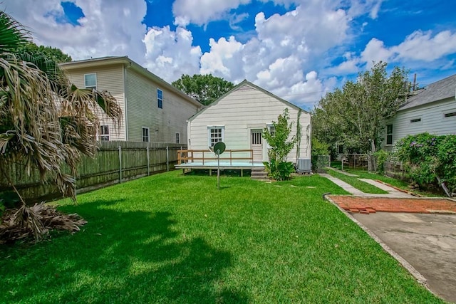 157 Gruner Rd, Metairie, LA 70001 - fenced backyard featuring a wooden deck