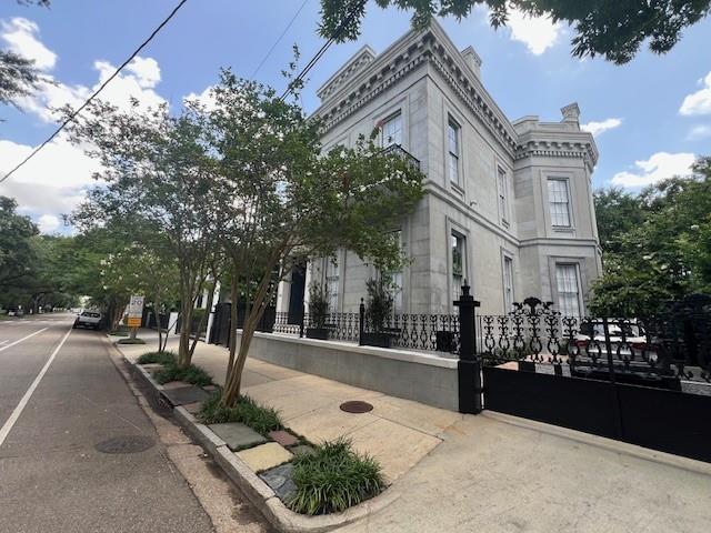 1456 Camp St, New Orleans, LA 70130 - photo 2