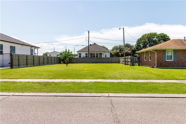 82 Packenham Ave, Chalmette, LA 70043 - view of yard